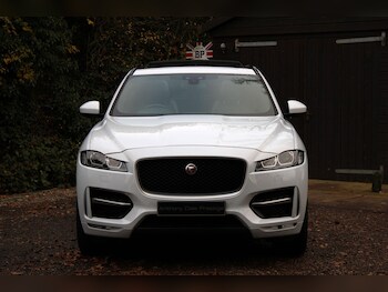 Used Jaguar F-Pace 2018 for sale - 77255500: Photo