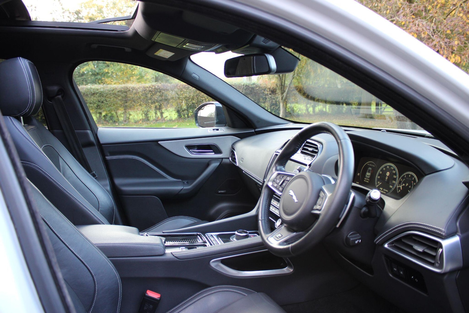 Used Jaguar F-Pace 2018 for sale - 77255500: Photo 6