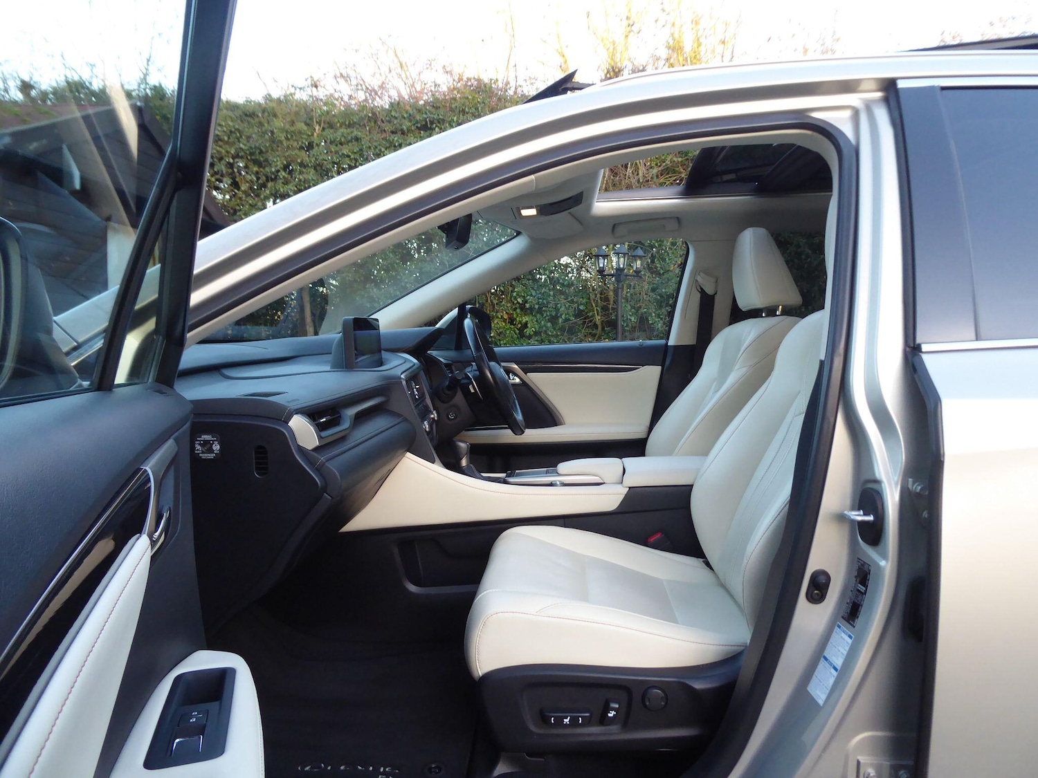 Used Lexus RX 2020 for sale - 77255544: Photo 14