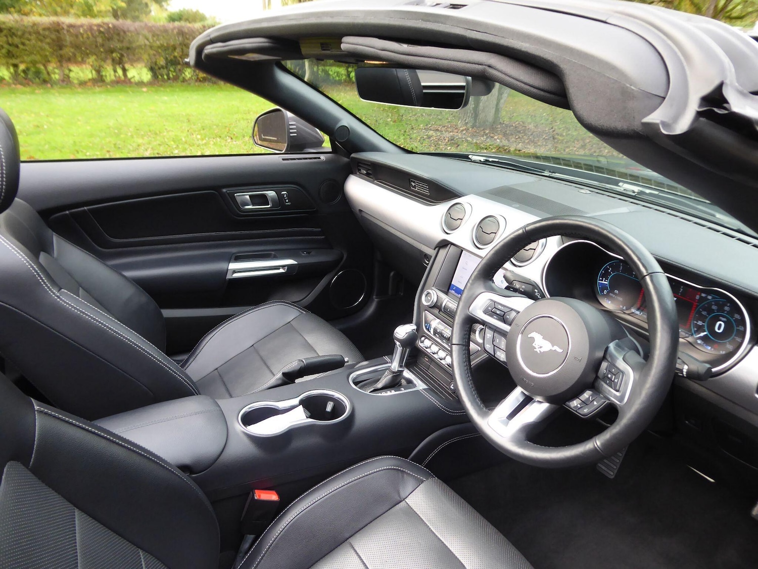 Used Ford Mustang 2020 for sale - 77326230: Photo 2