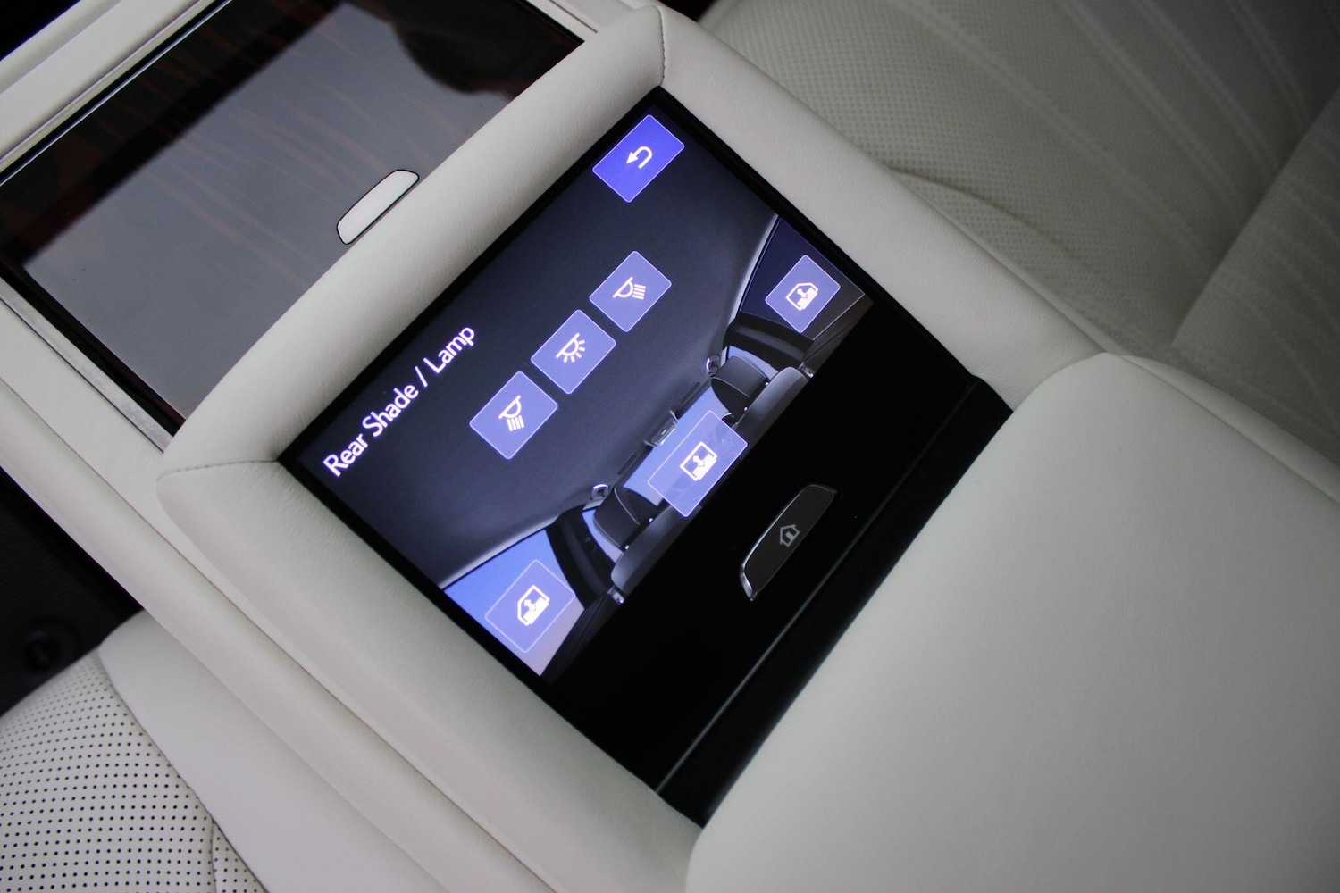 Used Lexus LS 2018 for sale - 77255542: Photo 33