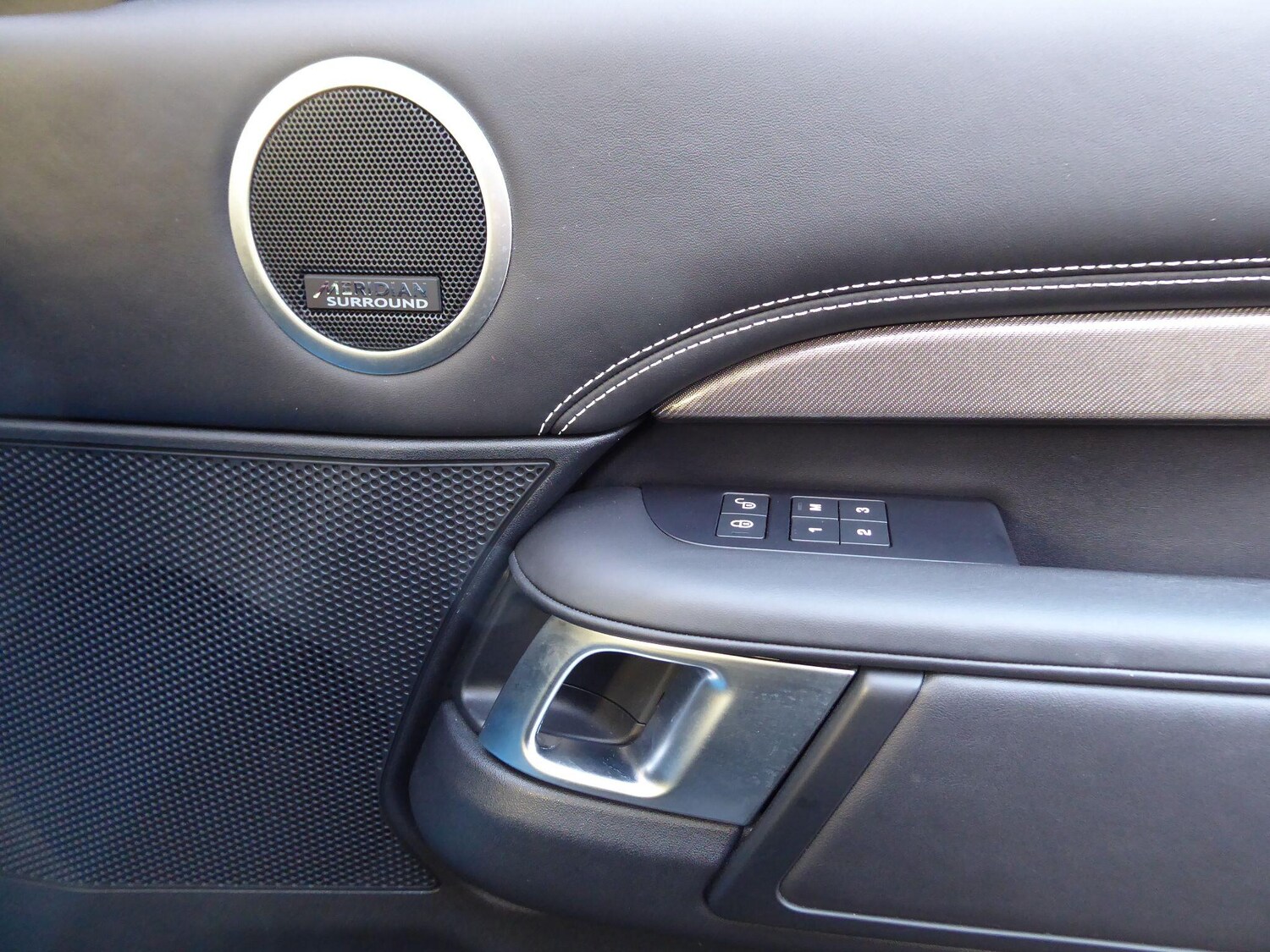 Used Land Rover Discovery 2020 for sale - 77359999: Photo 26