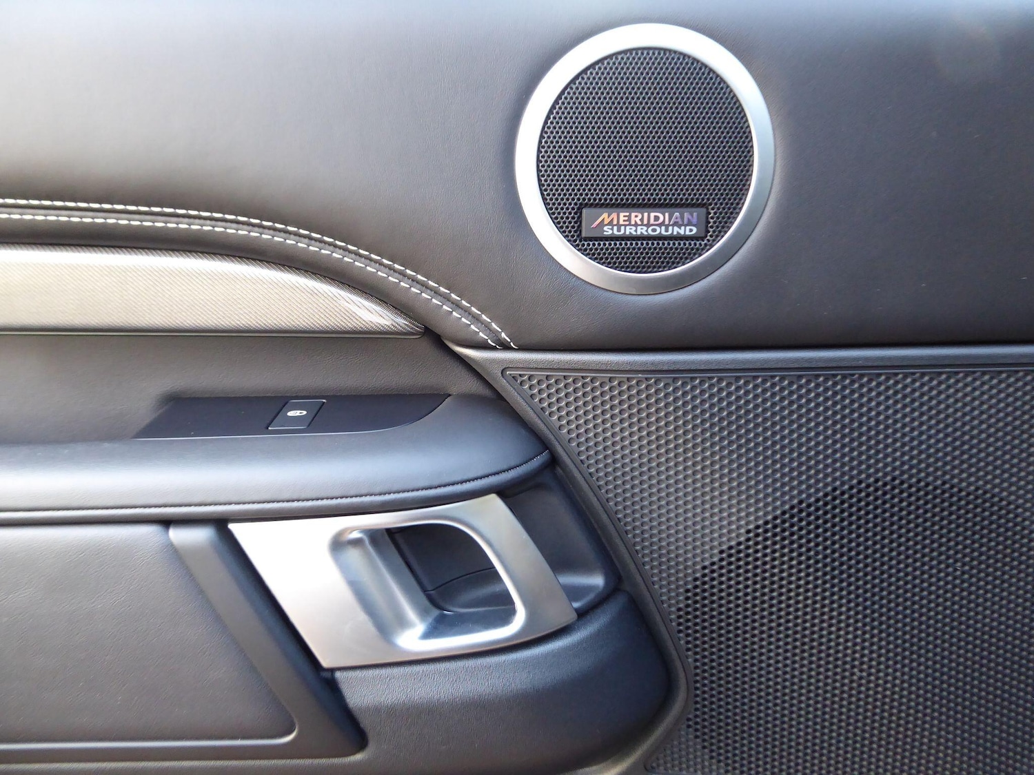 Used Land Rover Discovery 2020 for sale - 77359999: Photo 27