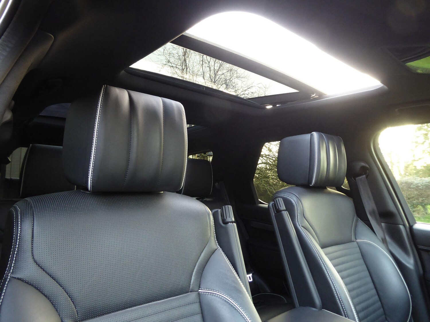 Used Land Rover Discovery 2020 for sale - 77359999: Photo 8