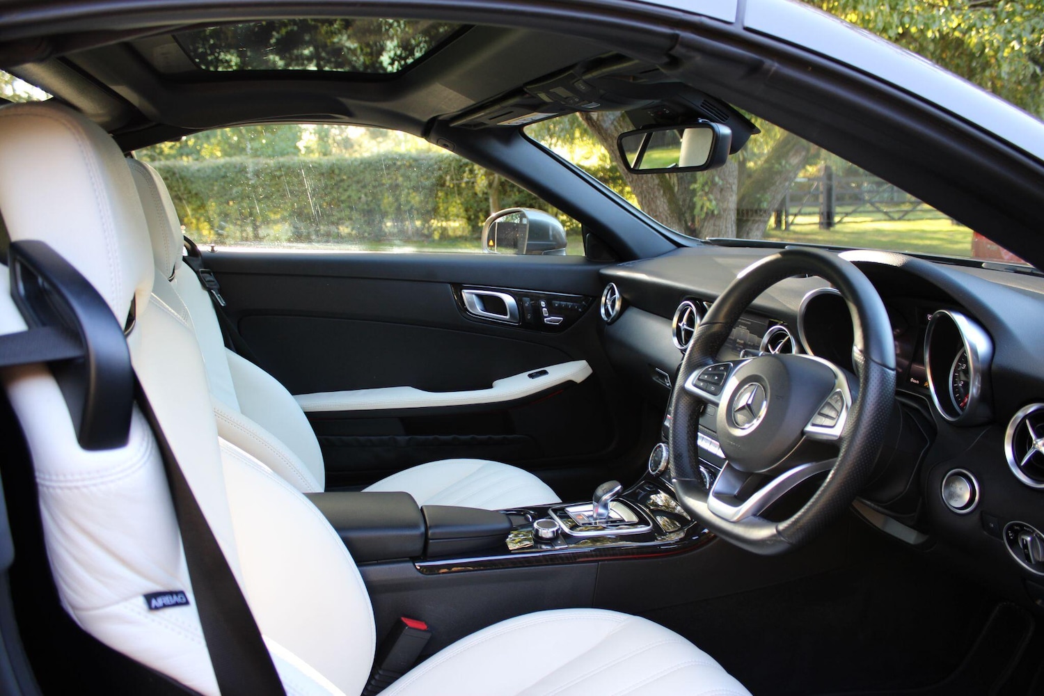 Used Mercedes-Benz SLC for sale - 77326204: Photo 2