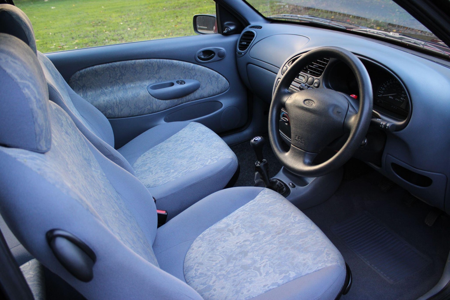 Used Ford Fiesta 1997 for sale - 77360010: Photo 2