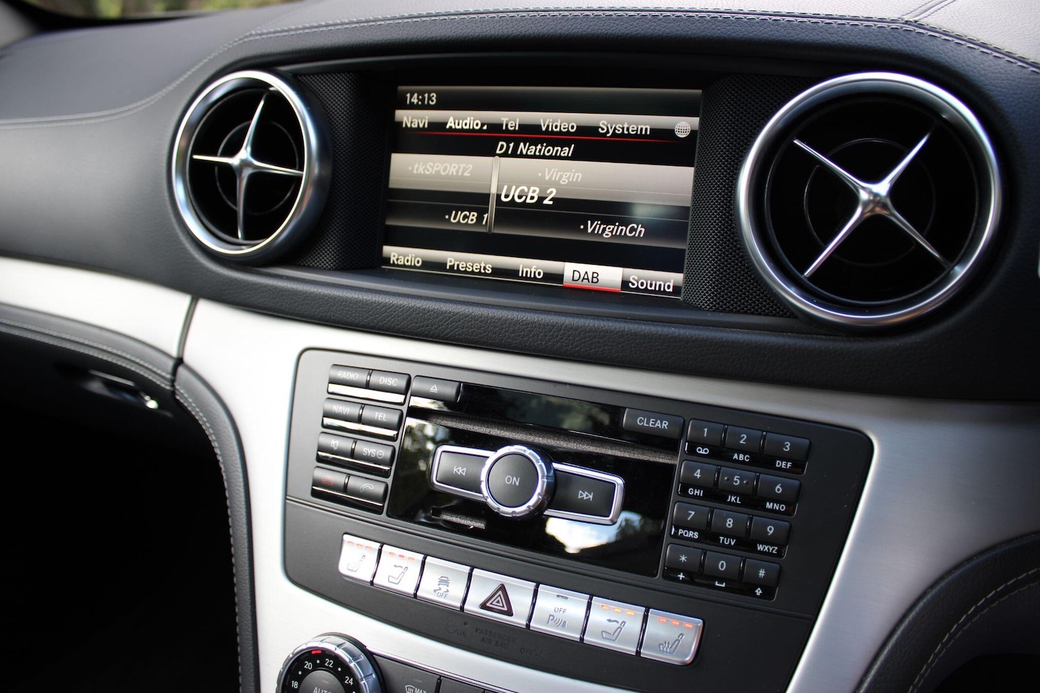 Used Mercedes-Benz SL for sale - 77326200: Photo 15