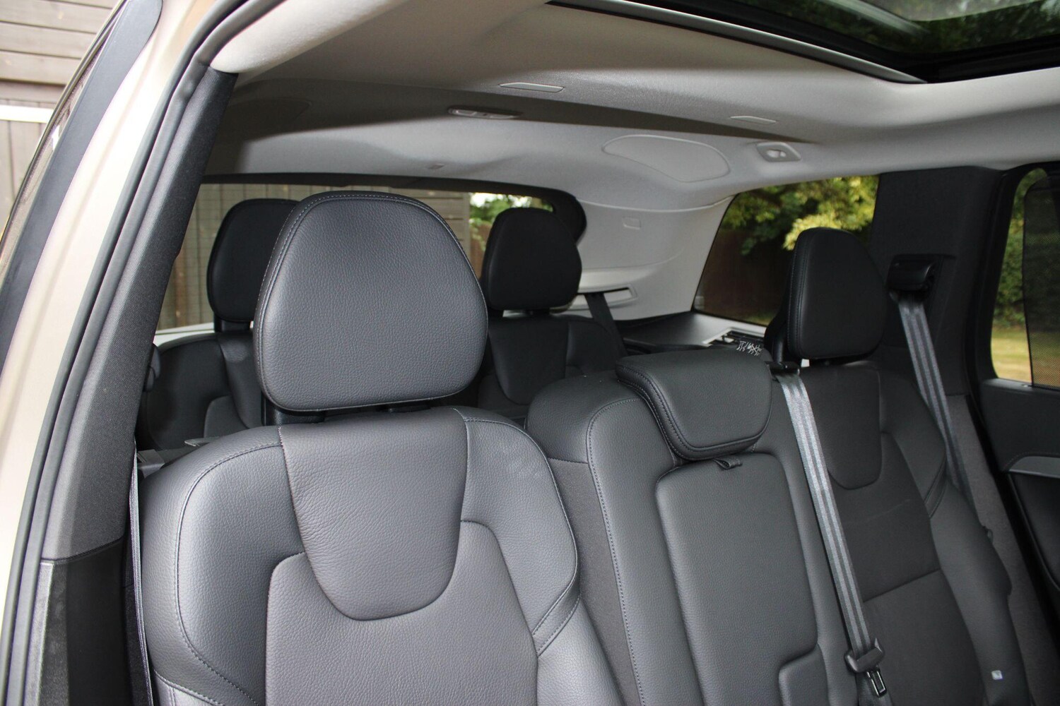 Used Volvo XC90 2023 for sale - 77255538: Photo 11