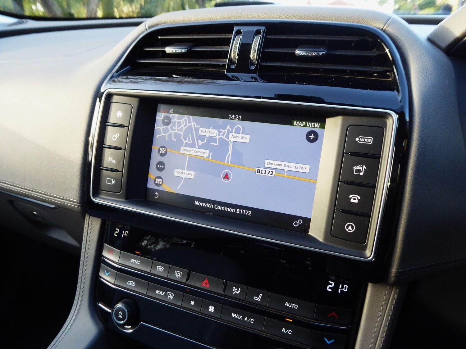 Used Jaguar F-Pace 2018 for sale - 77359995: Photo 21