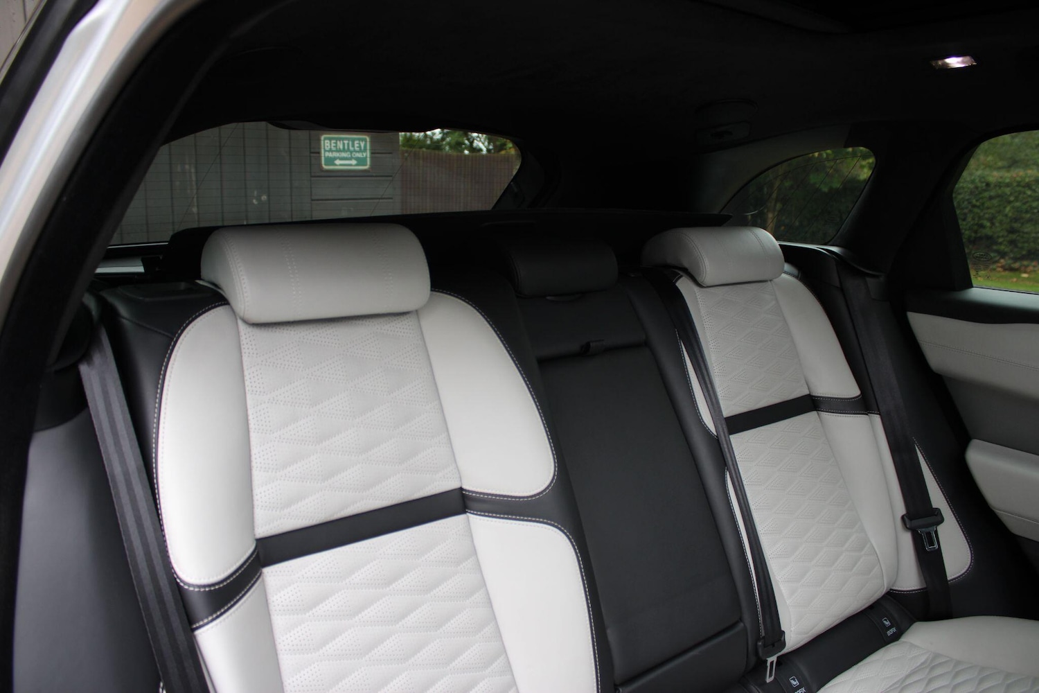 Used Land Rover Range Rover Velar 2019 for sale - 77255547: Photo 10