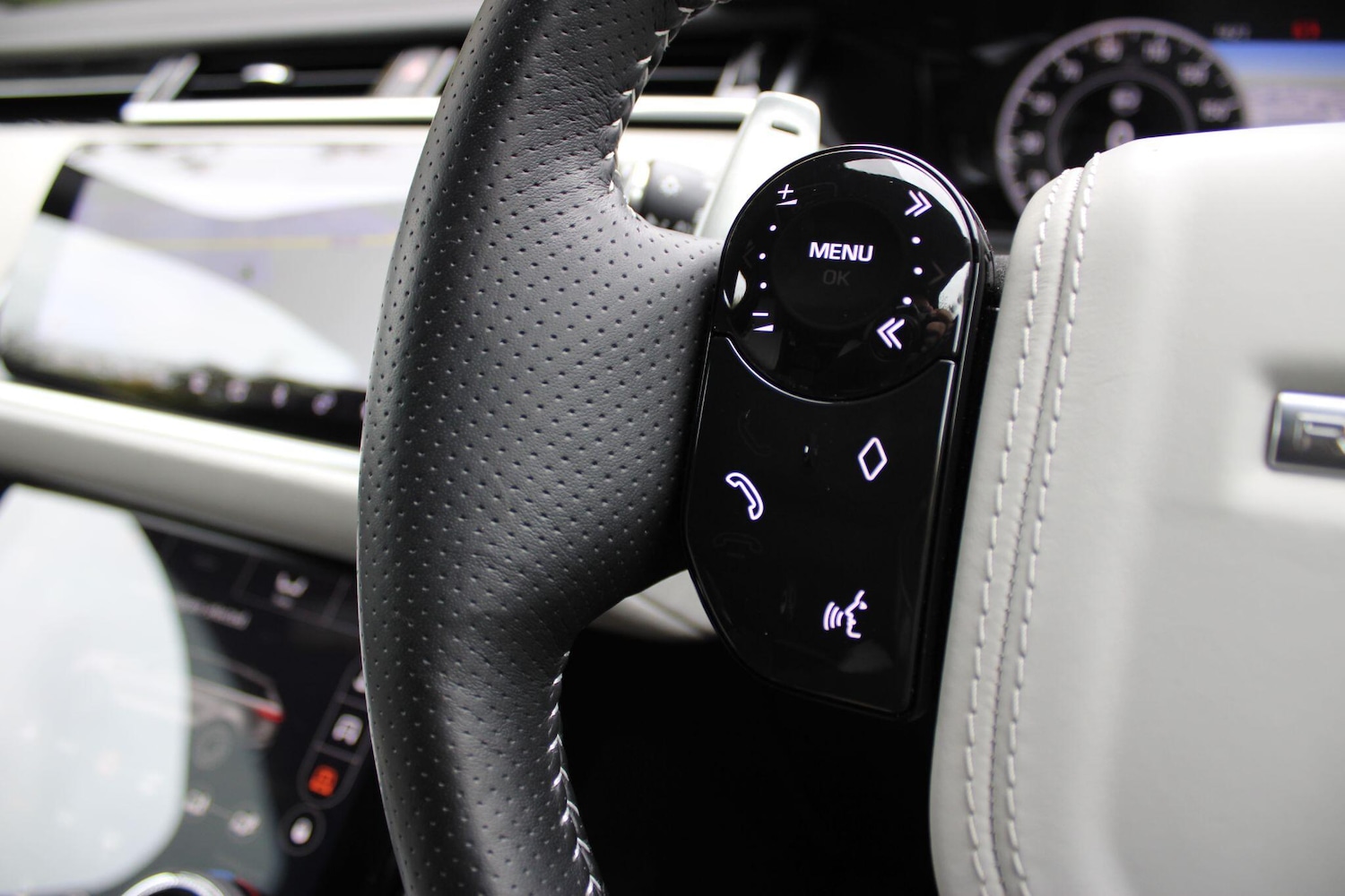 Used Land Rover Range Rover Velar 2019 for sale - 77255547: Photo 39