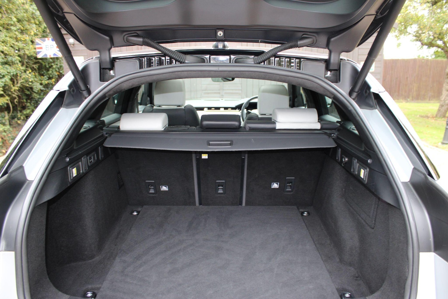 Used Land Rover Range Rover Velar 2019 for sale - 77255547: Photo 46