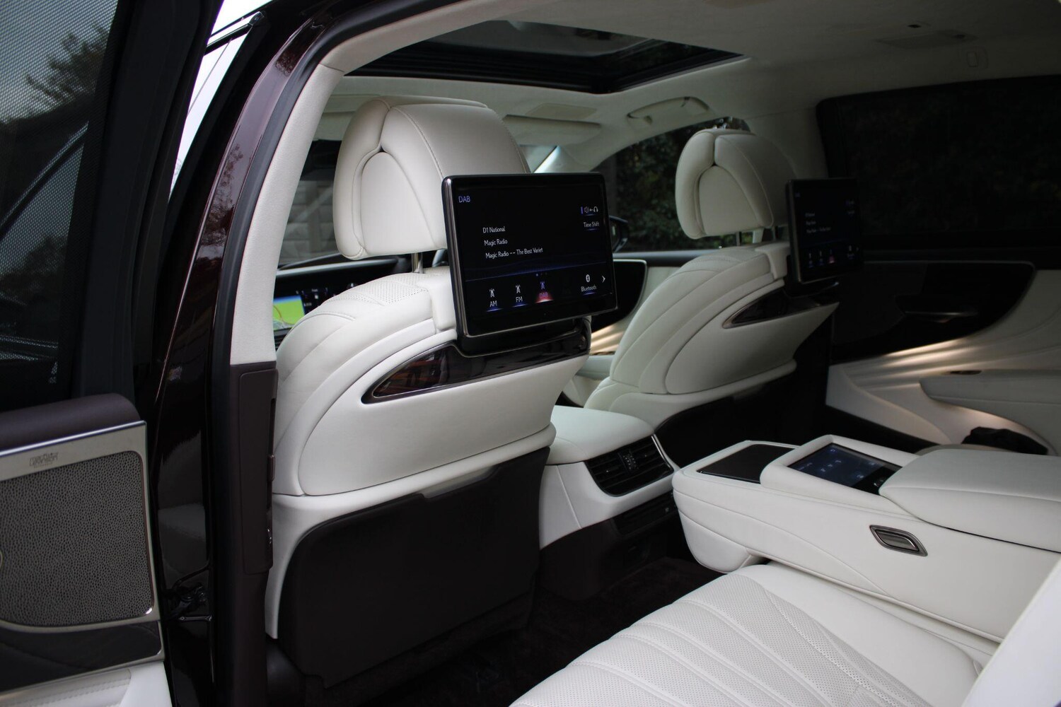 Used Lexus LS 2018 for sale - 77359991: Photo 15