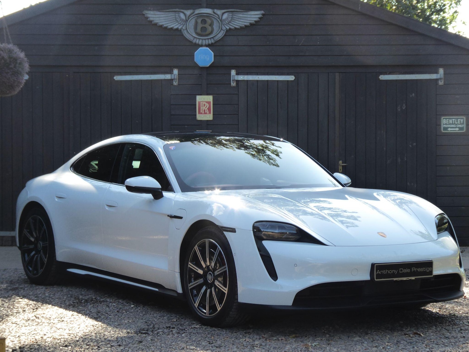 Used Porsche Taycan for sale - 77326243: Photo 1