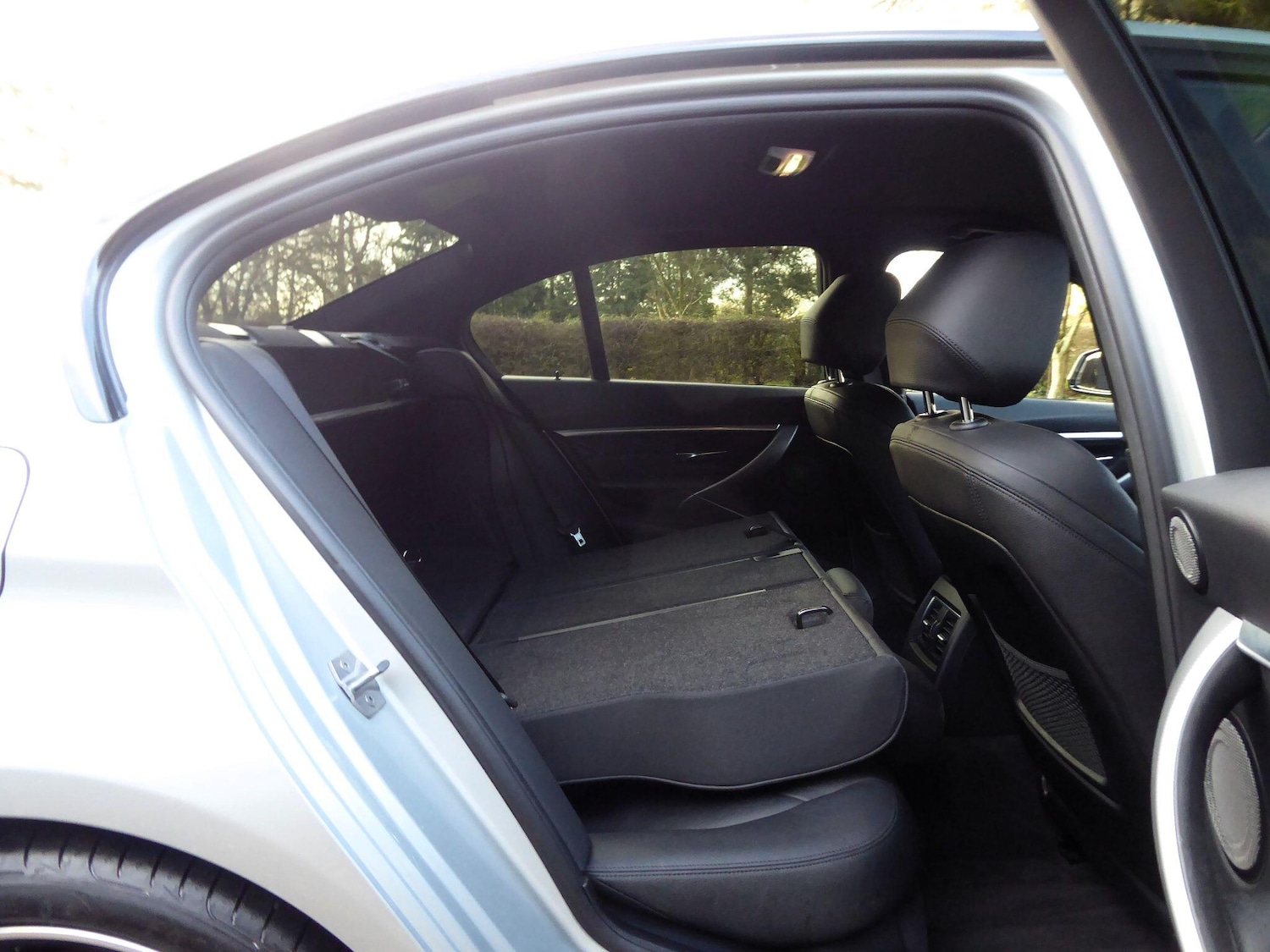 Used BMW 3 Series 2018 for sale - 77326211: Photo 11