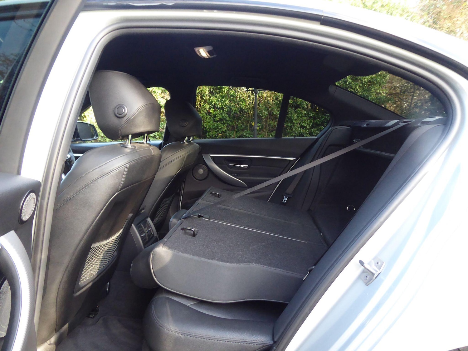 Used BMW 3 Series 2018 for sale - 77326211: Photo 12