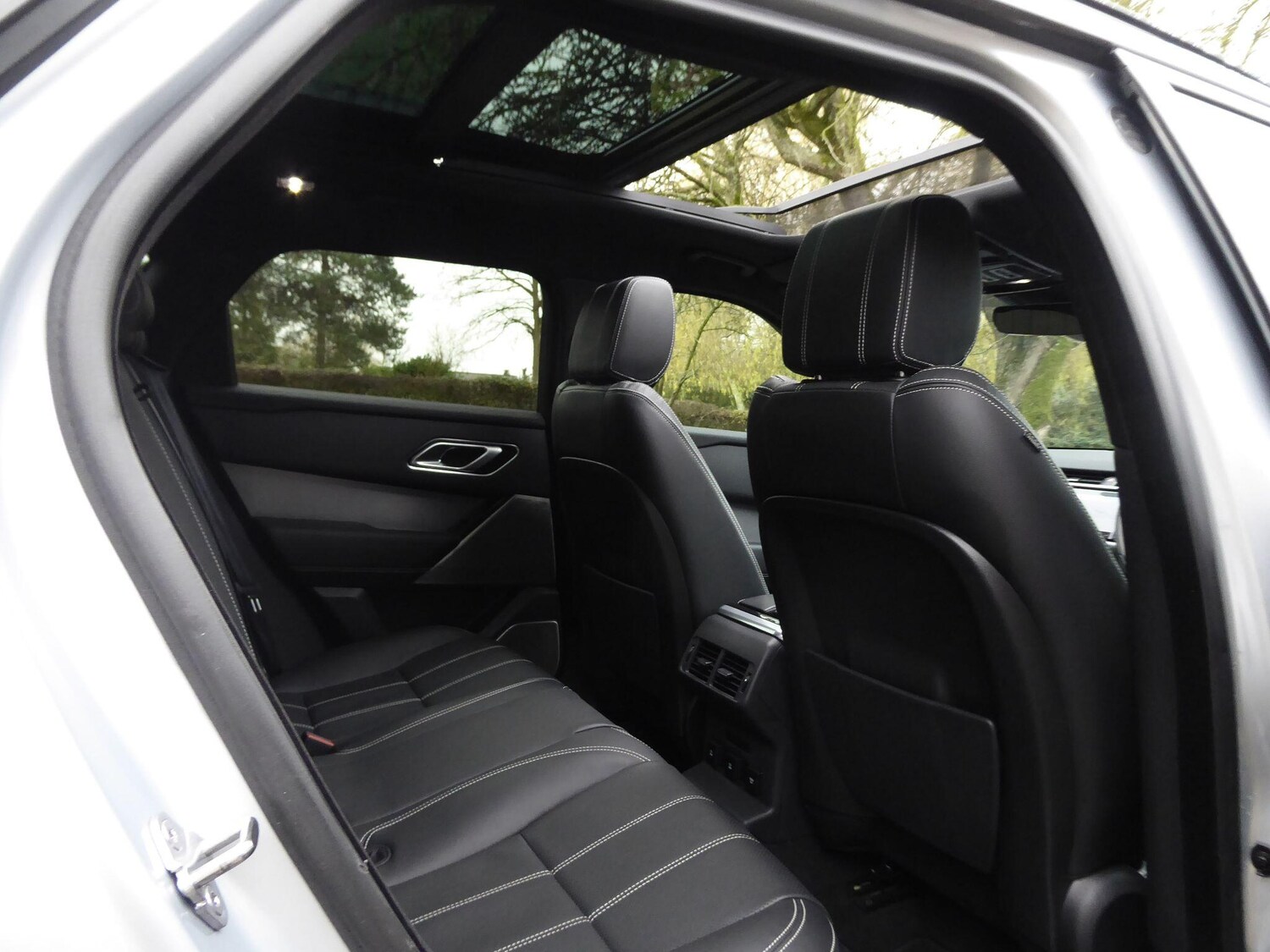 Used Land Rover Range Rover Velar 2021 for sale - 77253594: Photo 11