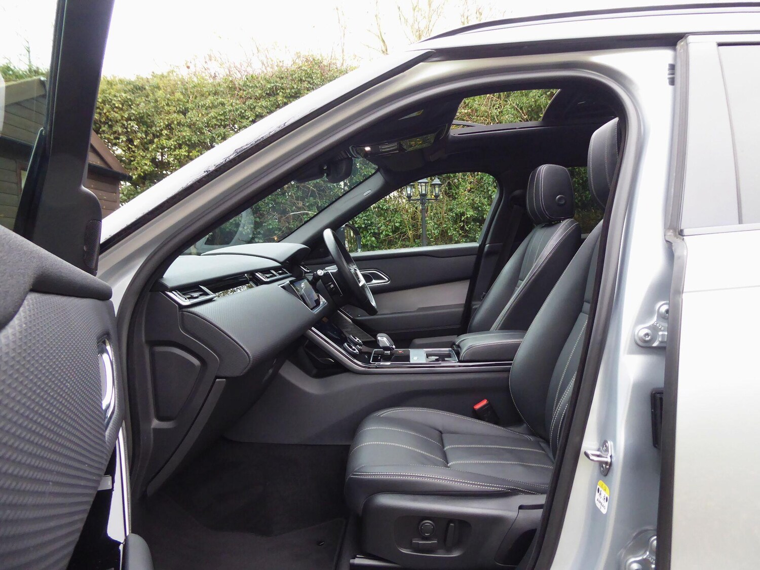 Used Land Rover Range Rover Velar 2021 for sale - 77253594: Photo 16