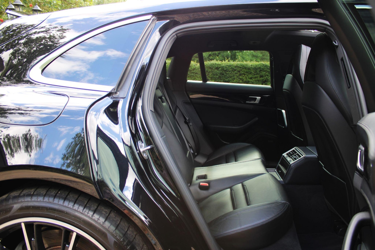 Used Porsche Panamera 2018 for sale - 77255550: Photo 11