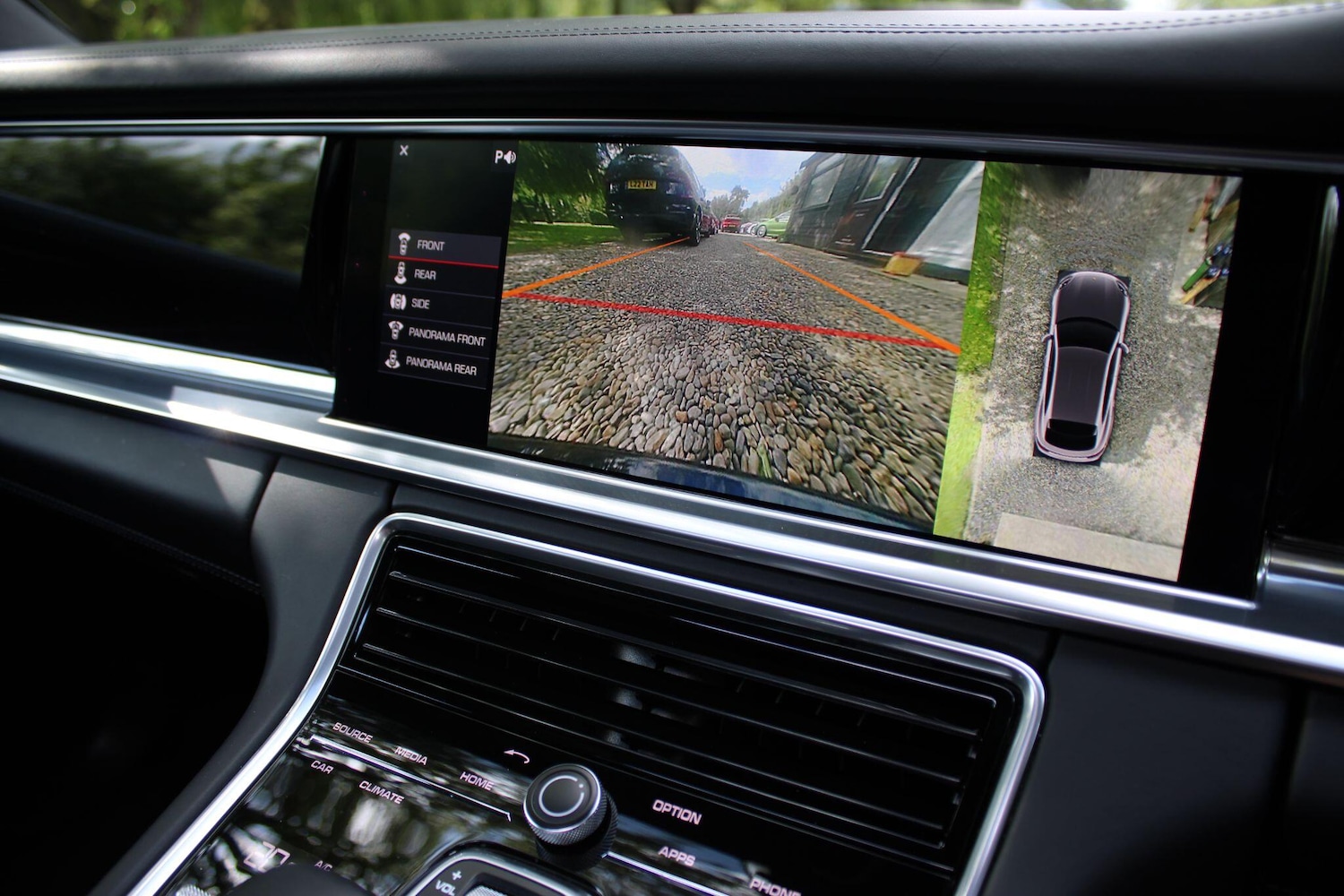 Used Porsche Panamera 2018 for sale - 77255550: Photo 24