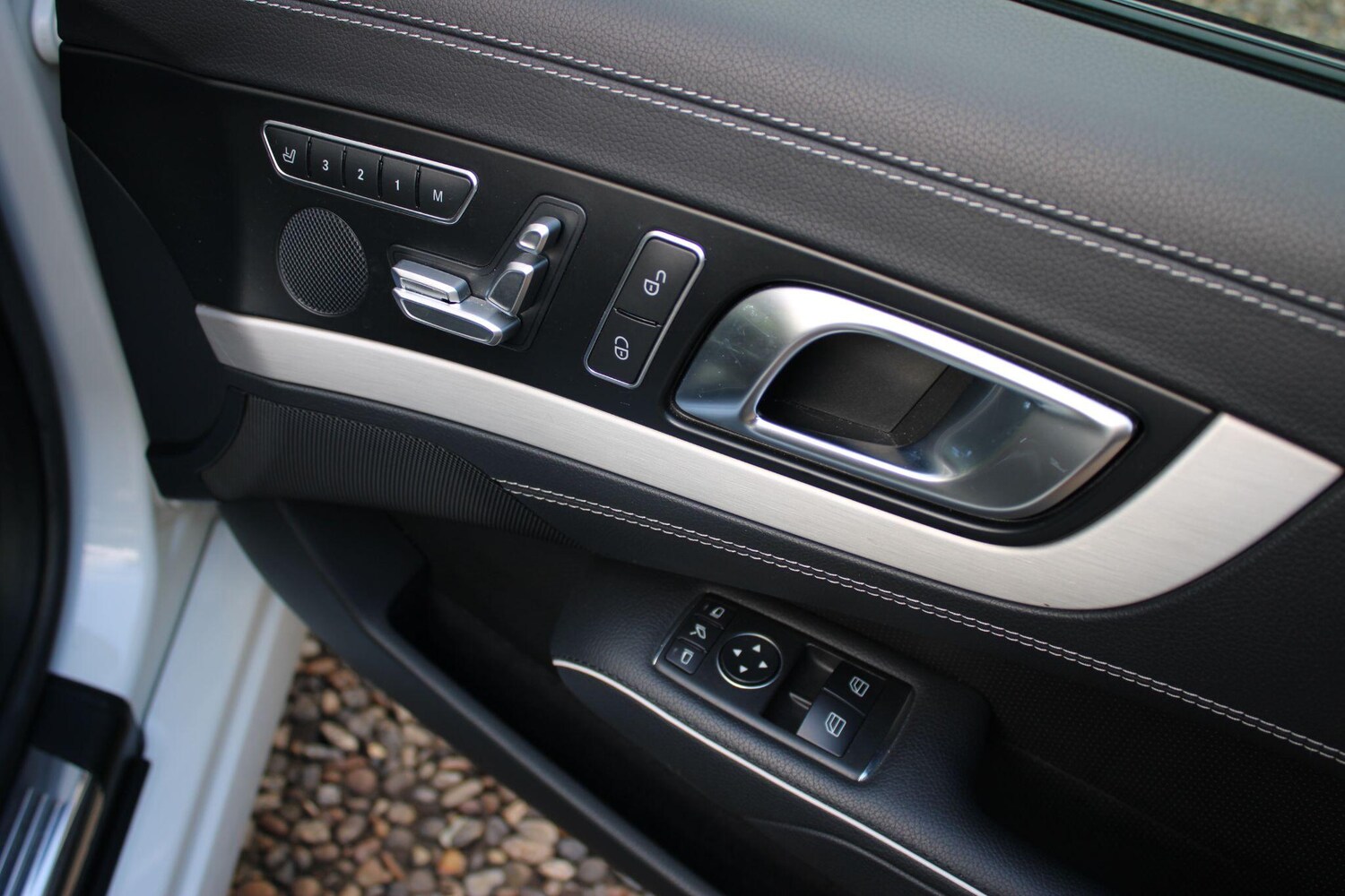 Used Mercedes-Benz SL 2015 for sale - 77360006: Photo 17