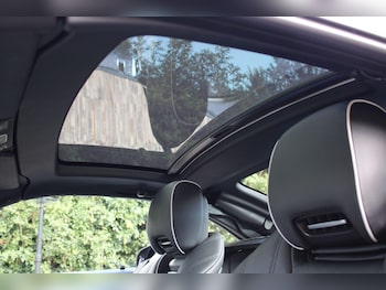 Used Mercedes-Benz SL 2015 for sale - 77360006: Photo