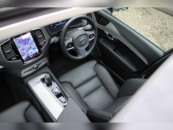 Used Volvo XC90 2023 for sale - 77291303: Photo