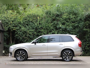 Used Volvo XC90 2023 for sale - 77291303: Photo