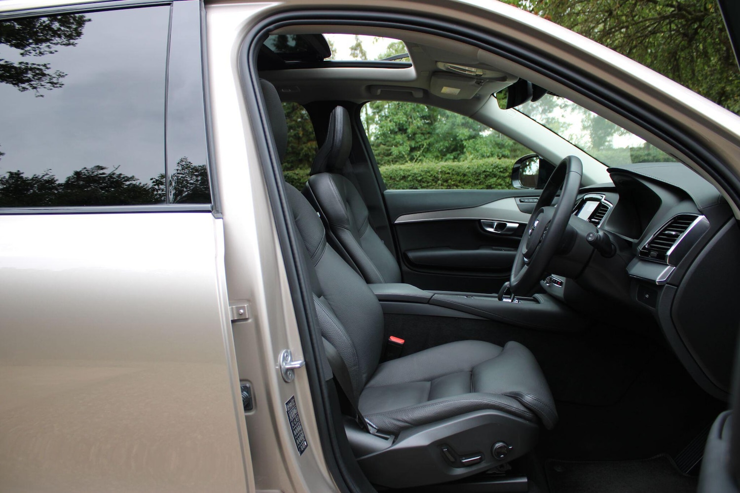 Used Volvo XC90 2023 for sale - 77291303: Photo 6