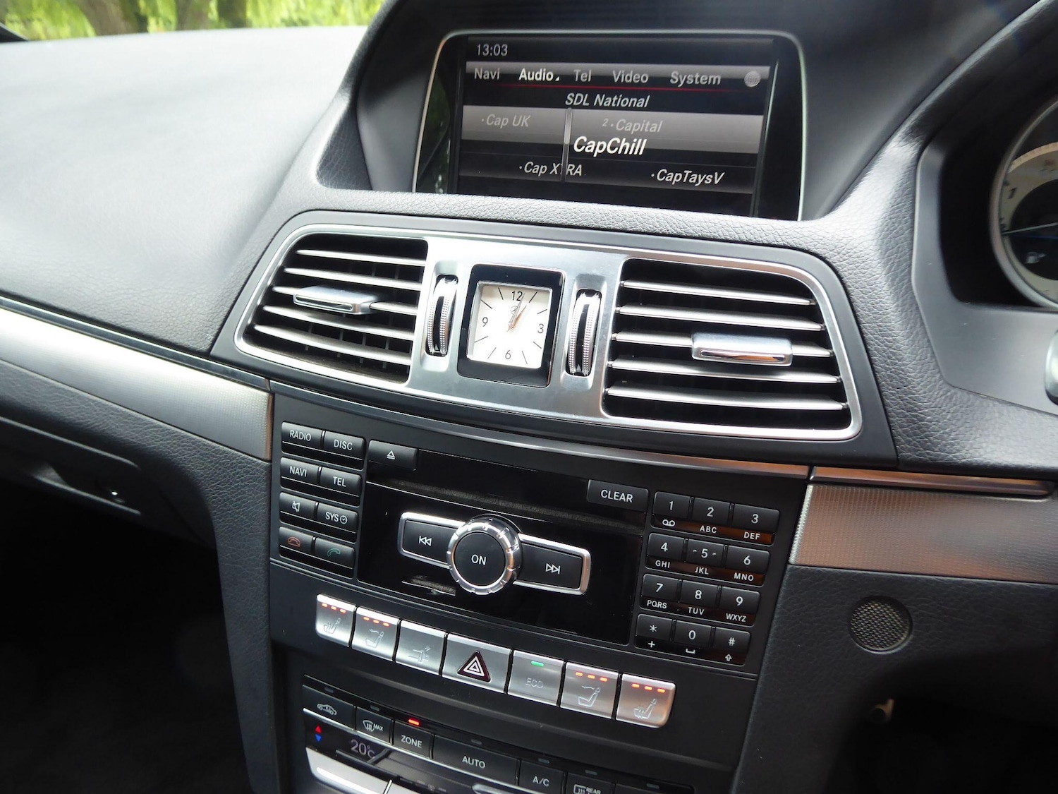 Used Mercedes-Benz E Class 2015 for sale - 77255535: Photo 15