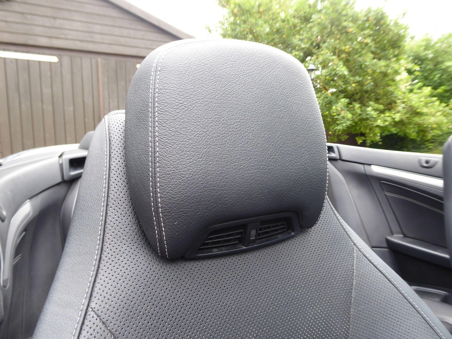 Used Mercedes-Benz E Class 2015 for sale - 77255535: Photo 8