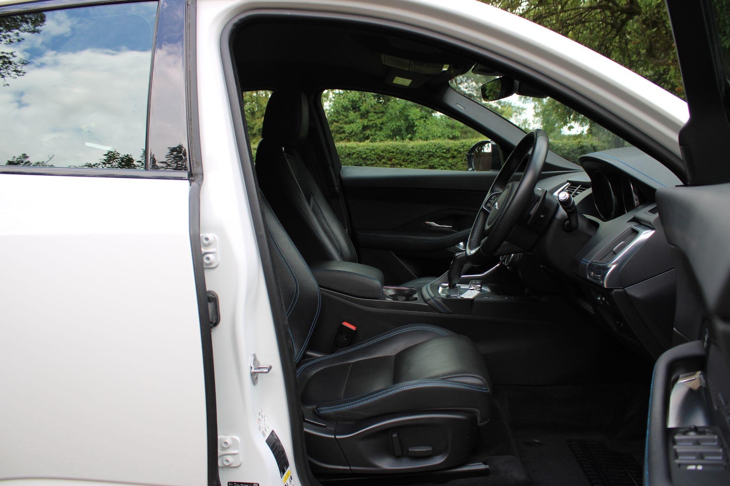 Used Jaguar E-Pace for sale - 77326210: Photo 2