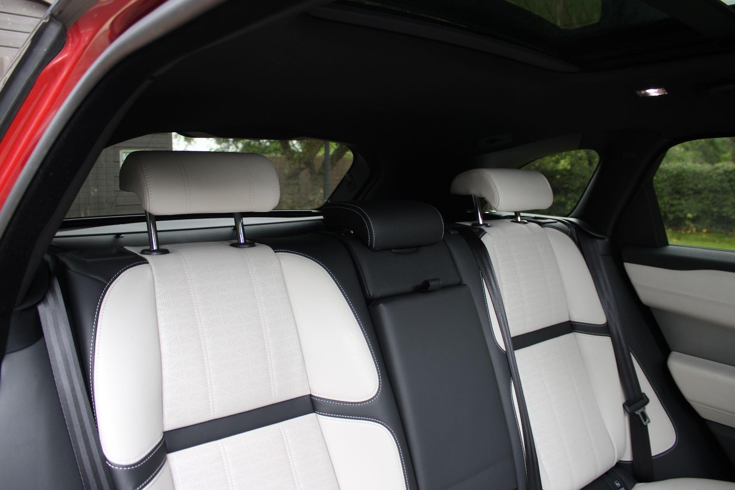 Used Land Rover Range Rover Velar for sale - 77326213: Photo 12