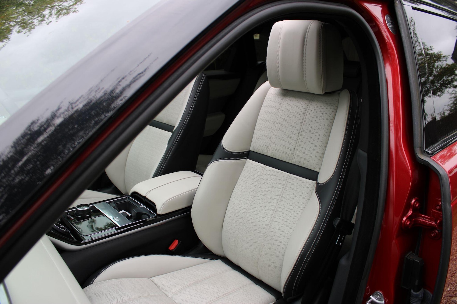 Used Land Rover Range Rover Velar for sale - 77326213: Photo 18