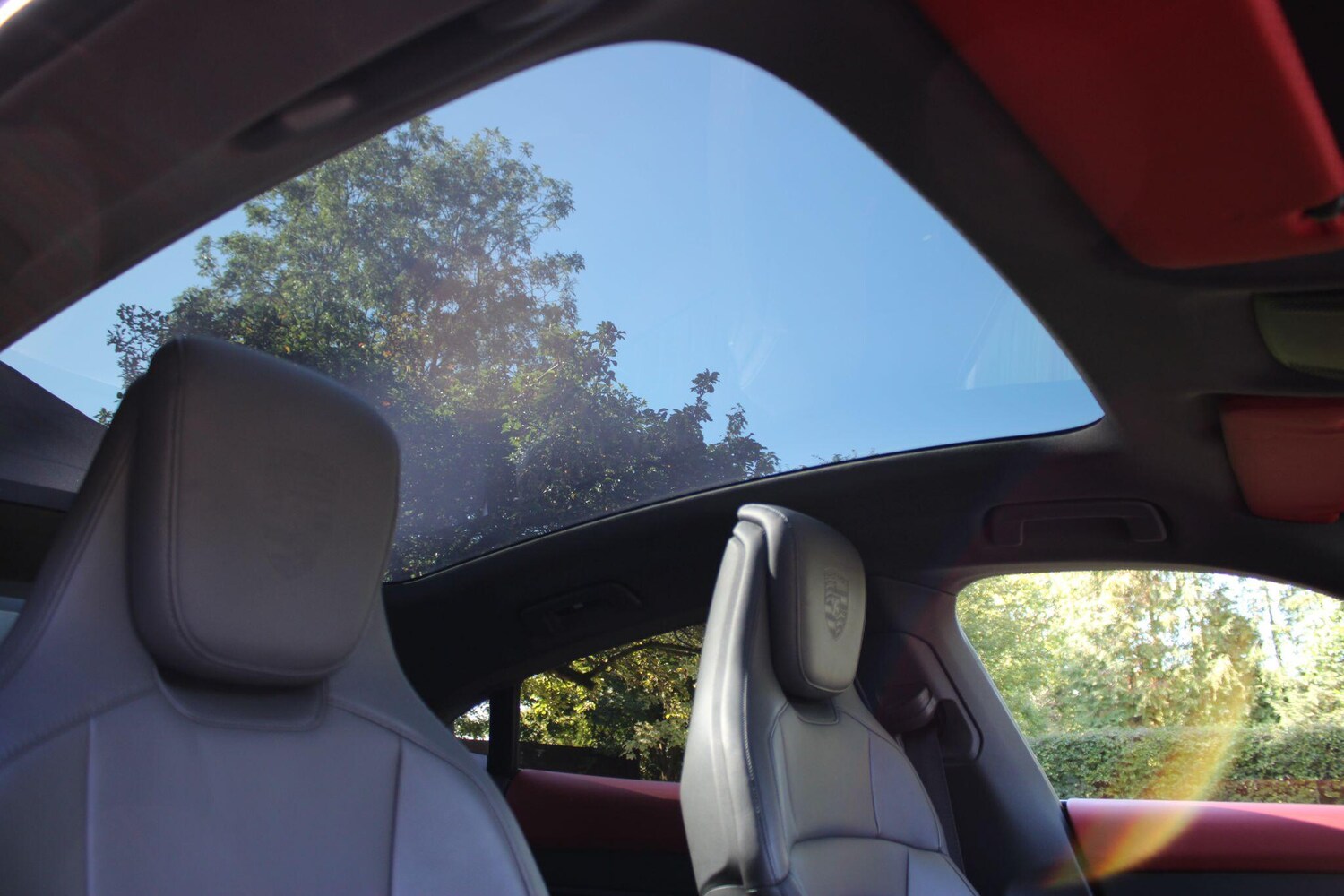 Used Porsche Taycan for sale - 77360000: Photo 8