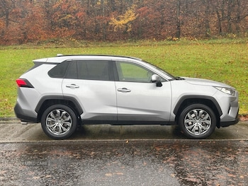 Used Toyota RAV4 2022 for sale - 76500133: Photo