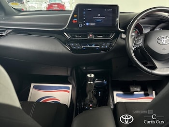 Used Toyota C-HR 2023 for sale - 78959233: Photo