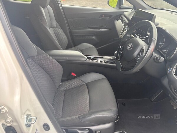 Used Toyota C-HR 2022 for sale - 76002750: Photo 8
