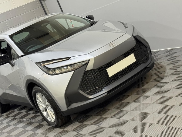 Used Toyota C-HR 2024 for sale - 77244444: Photo 8