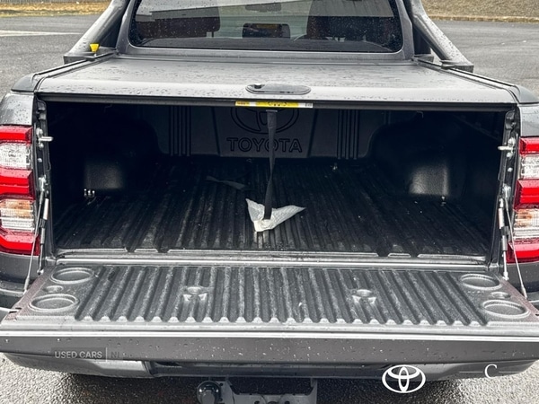 Used Toyota Hilux 2025 for sale - 77244363: Photo 42