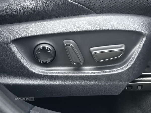 Used Toyota C-HR 2023 for sale - 77244364: Photo 19