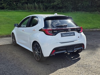 Used Toyota Yaris 2023 for sale - 75747641: Photo