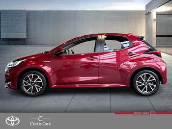 Used Toyota Yaris 2021 for sale - 77387930: Photo