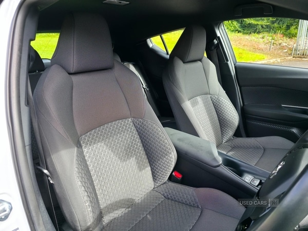 Used Toyota C-HR 2022 for sale - 76167607: Photo 14