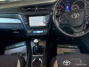 Used Toyota Avensis 2017 for sale - 79256709: Photo