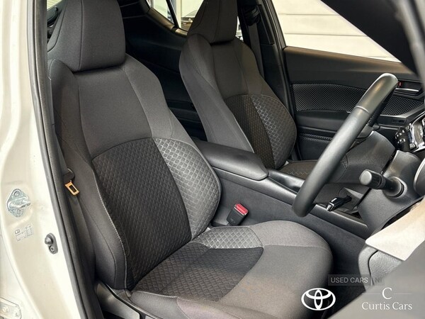 Used Toyota C-HR 2023 for sale - 77613312: Photo 15