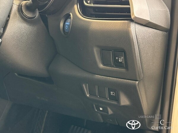 Used Toyota C-HR 2023 for sale - 77613312: Photo 35