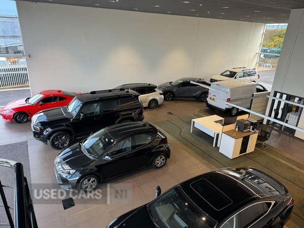 Used Toyota C-HR 2023 for sale - 77613312: Photo 59