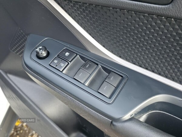 Used Toyota C-HR 2021 for sale - 76359286: Photo 28