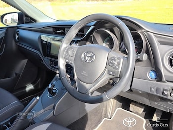 Used Toyota Auris 2018 for sale - 77754632: Photo